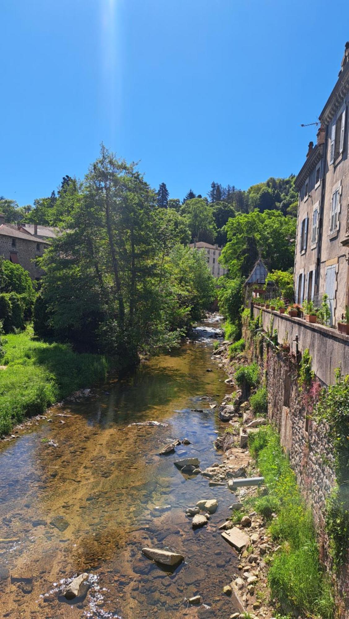 Villa Du Doubs Au Doux Lamastre Exterior foto